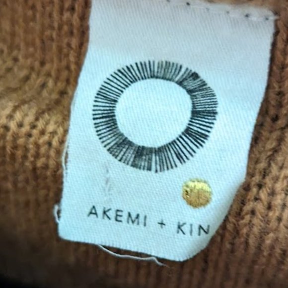 Anthropologie Akemi + Kin Oversized Shawl Sweater with perfect Neck Closure - Picture 3 of 7